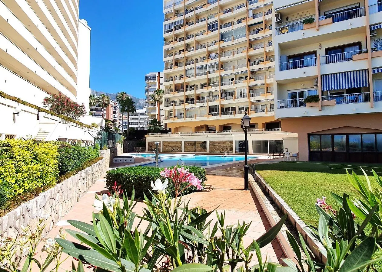 شقة Diana 808 South-Facing Beachfront Studio With Amazing Sea Views ماربيا